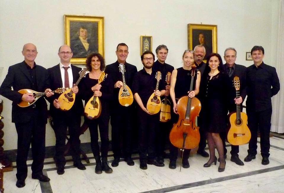 orchestra-mandolini-costantino-bertucci